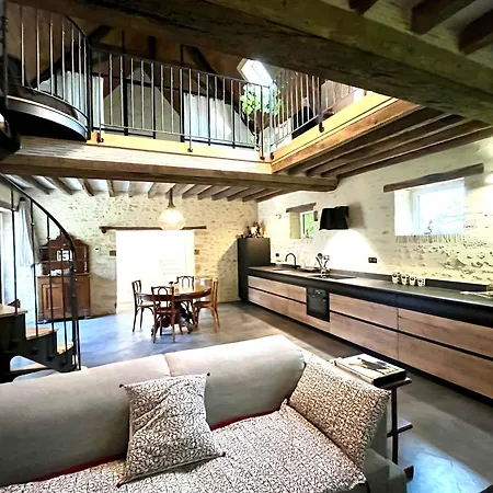 Maison De Avec Piscine Chauffee, Jacuzzi Et Jardin Prive - Proche Circuit Des 24h Du Mans 别墅 Saint-Christophe-en-Champagne