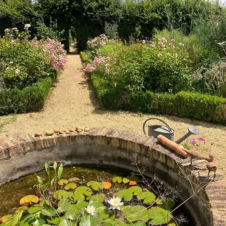 Vila Maison De Avec Piscine Chauffee, Jacuzzi Et Jardin Prive - Proche Circuit Des 24h Du Mans Saint-Christophe-en-Champagne