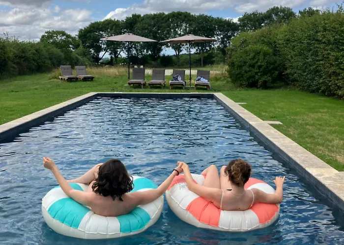 Βίλα Maison De Avec Piscine Chauffee, Jacuzzi Et Jardin Prive - Proche Circuit Des 24h Du Mans *
