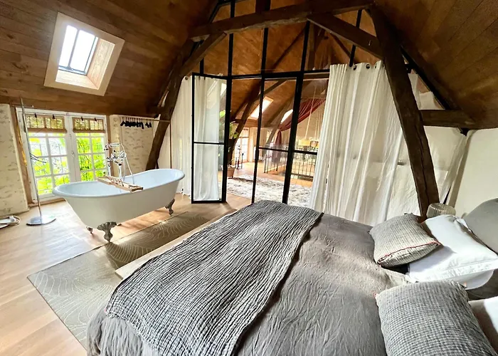 Βίλα Maison De Avec Piscine Chauffee, Jacuzzi Et Jardin Prive - Proche Circuit Des 24h Du Mans Saint-Christophe-en-Champagne