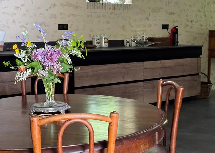 Βίλα Maison De Avec Piscine Chauffee, Jacuzzi Et Jardin Prive - Proche Circuit Des 24h Du Mans Saint-Christophe-en-Champagne